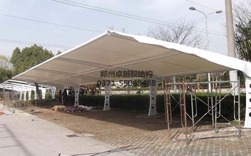 膜結(jié)構(gòu)：輕盈、靈動(dòng)的現(xiàn)代建筑之美