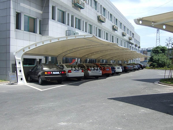 安徽<font color='red'>膜結(jié)構(gòu)車棚</font>【設計施工】