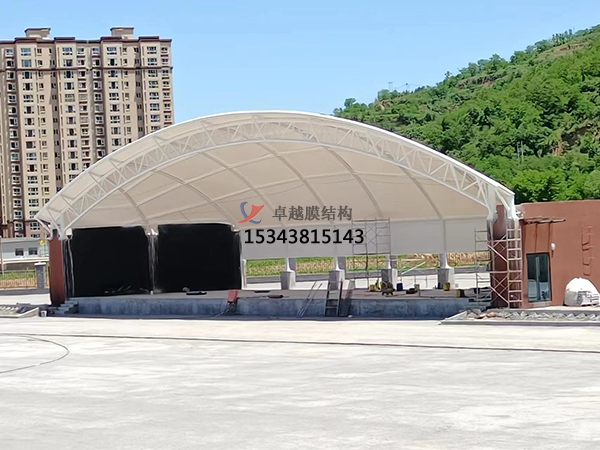 舞臺建筑采用膜結(jié)構的原因？